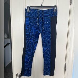 Women’s Nike Capri Leggings